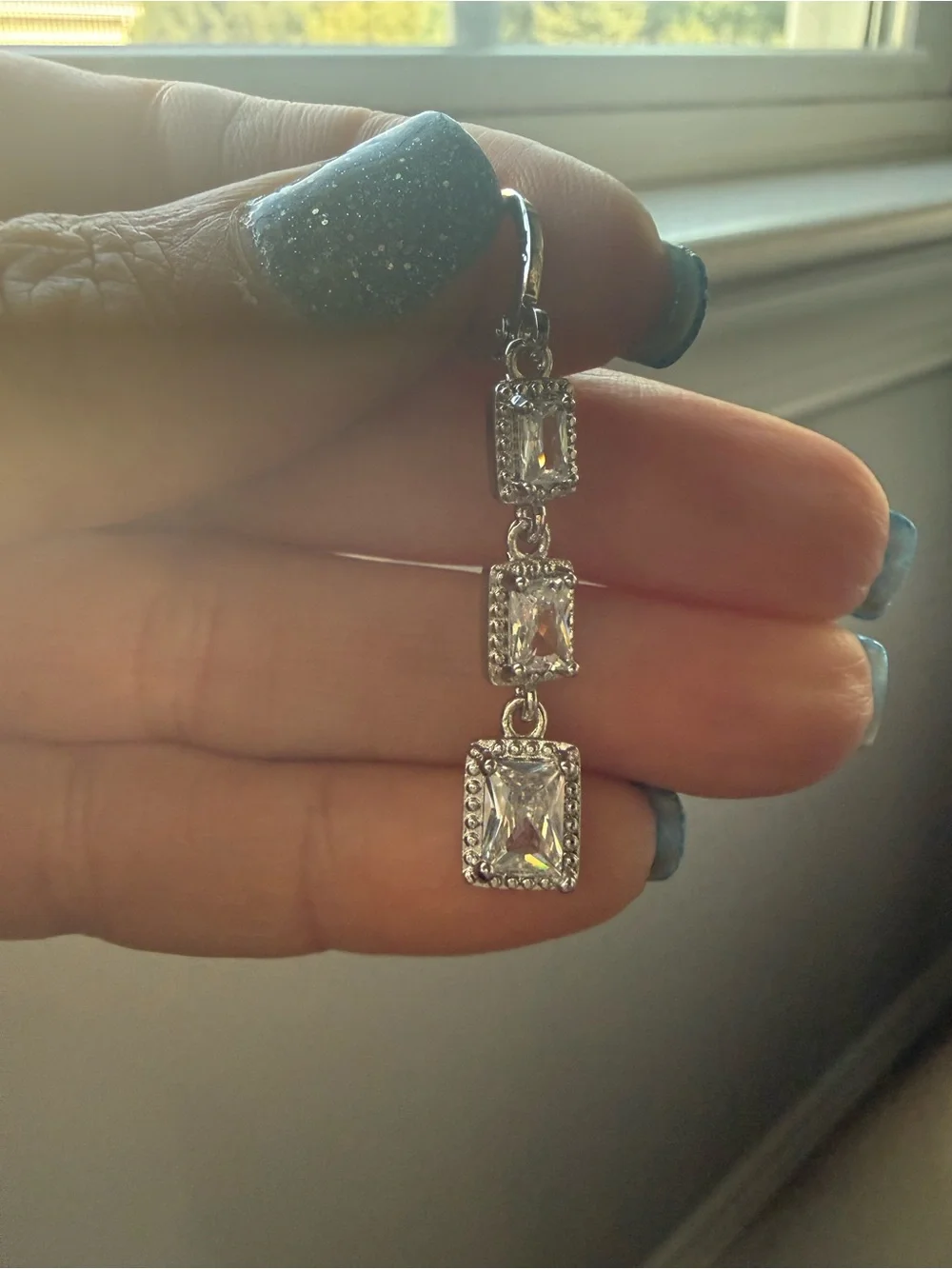NEW!! Elegant 14k White Gold Plated Drop Cubic Zirconia Earrings